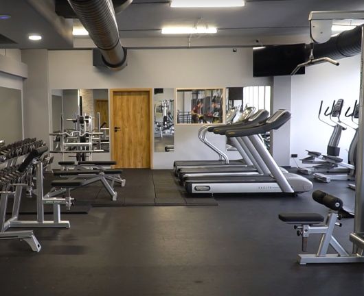 Pomáhali jsme při rekonstrukci vyhořelého fitness Kutil Gym v Praze