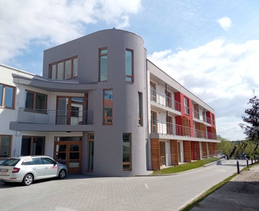 Multifunkční dům a domov pro seniory ve Vacenovicích